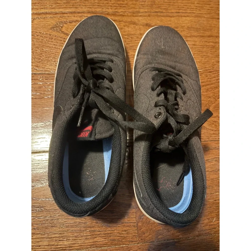 Nike SB Check Solarsoft Skate Shoes Black Canvas 843896-007 Size 9.5 Mens - Picture 2 of 8